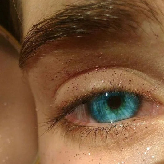 “Eye Contact & Intimacy: The Power of Looking”